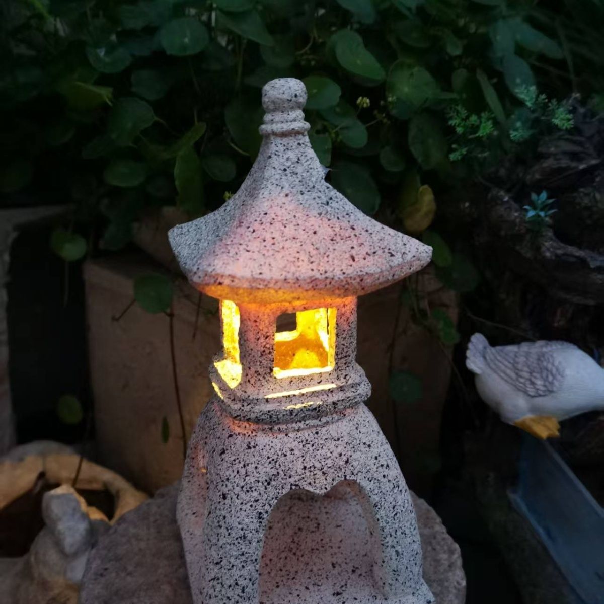 Japanese Lighting Decor - Pagoda Solar Decor Garden Light Oriental