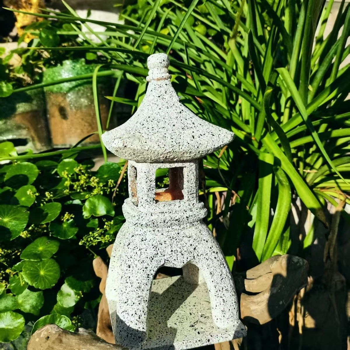 Pagoda Solar Decor Garden Ligh - Japanese Lighting Decor recension och pris